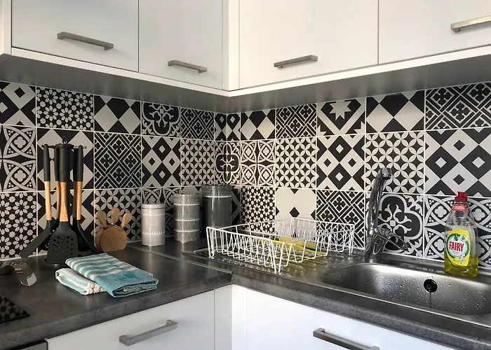 Go Sea Sunny With Terrace 5 Min To 圣纳帕